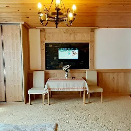 בית אירוח Astra V Zdiari Ždiar