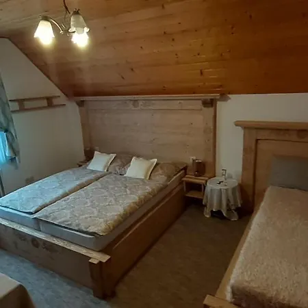 Astra V ždiari Quarto em Acomodações Particulares Ždiar