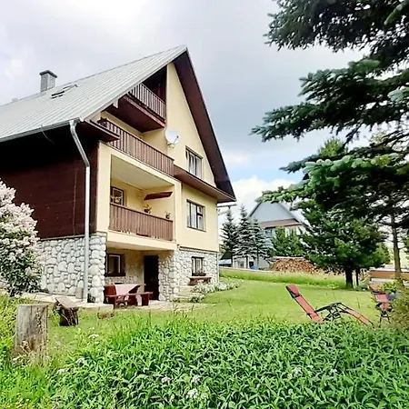 Astra V ždiari Quarto em Acomodações Particulares *